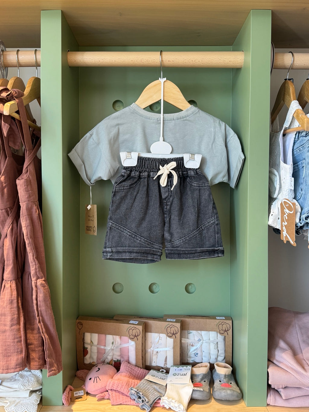 BabyBoy 2pcs Grey Denim Short + Hat shorts