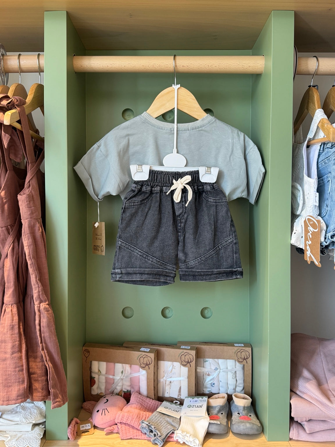 BabyBoy 2pcs Grey Denim Short + Hat shorts