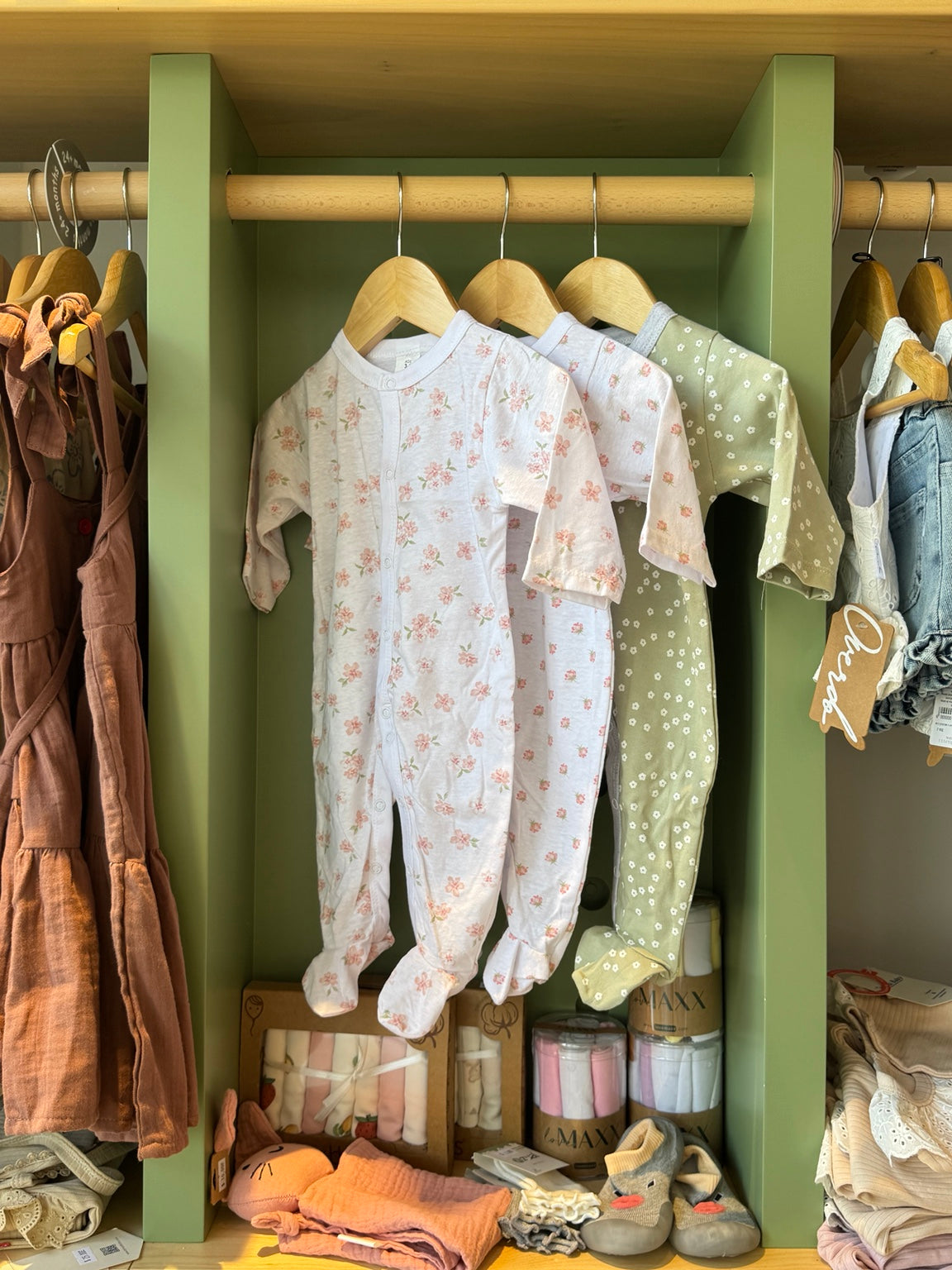 BabyGirl Pack of 3 Cotton Onesies
