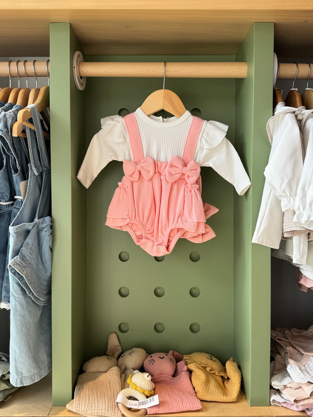 BabyGirl White/Pink Romper+Headband front