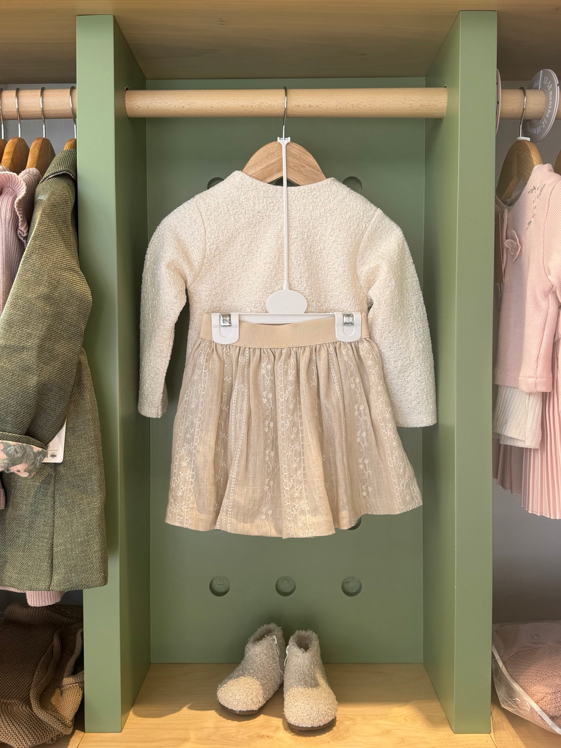 Girl 3pcs Beige Bow Skirt Set
