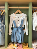 Girl denim salopette skirt flower shirt front