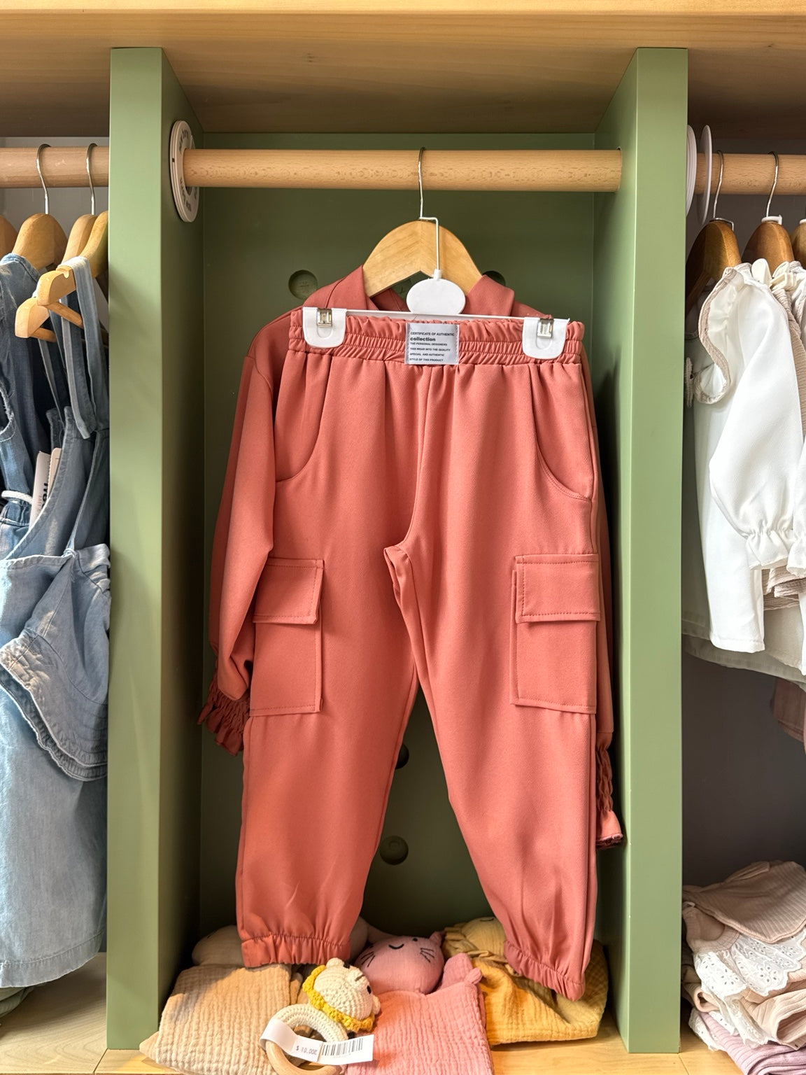 Girl 2pcs Dusty Brique Cargo Set back